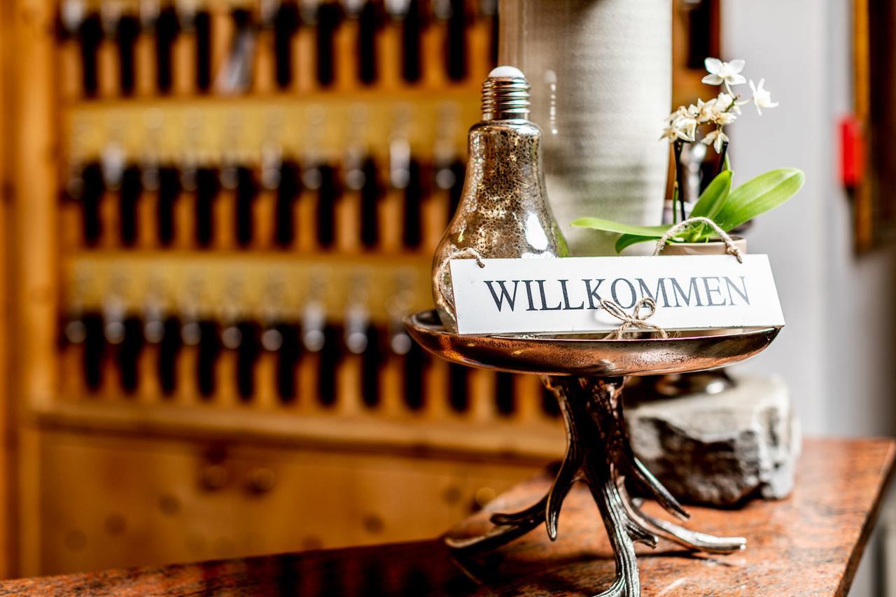 Hotel Waldhaus Am See ヴァルベラ エクステリア 写真