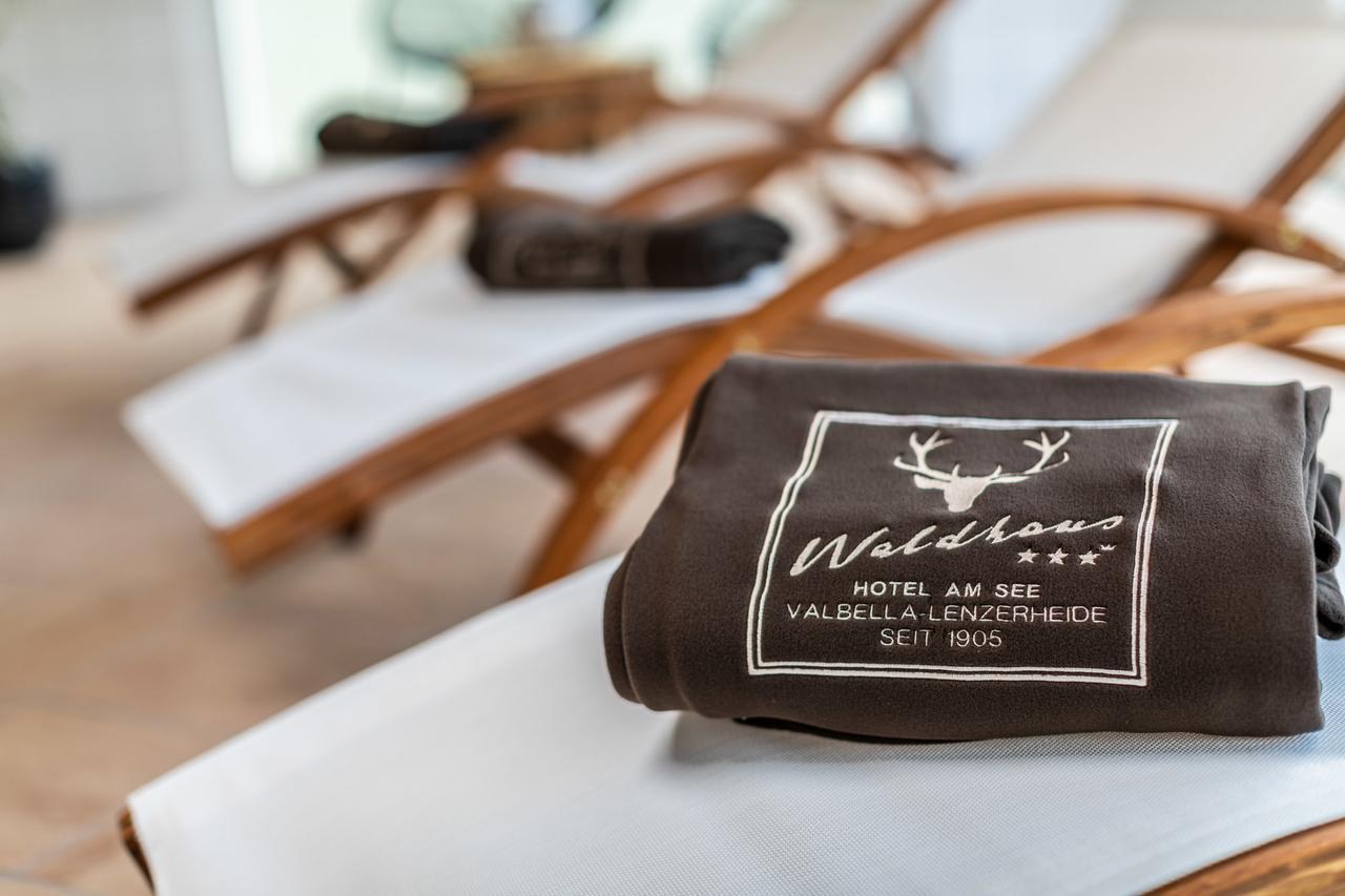 Hotel Waldhaus Am See ヴァルベラ エクステリア 写真