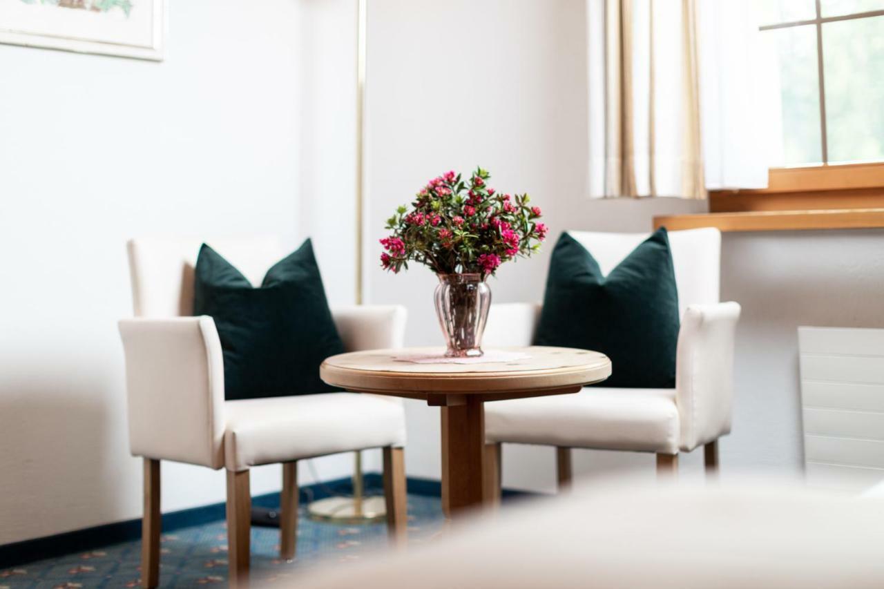 Hotel Waldhaus Am See ヴァルベラ エクステリア 写真